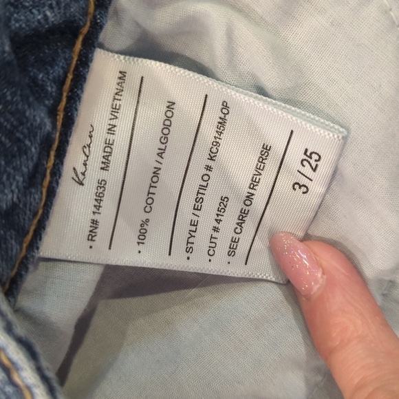 Ivanna Ultra High Rise Mom Shorts KanCan Denim Booty Shorts 3 Size 25 kc9145m-op - Picture 12 of 12